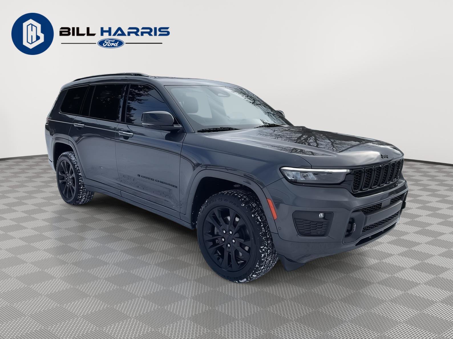 Used 2022 Jeep Grand Cherokee L Overland w/ Luxury Tech Group IV image 3
