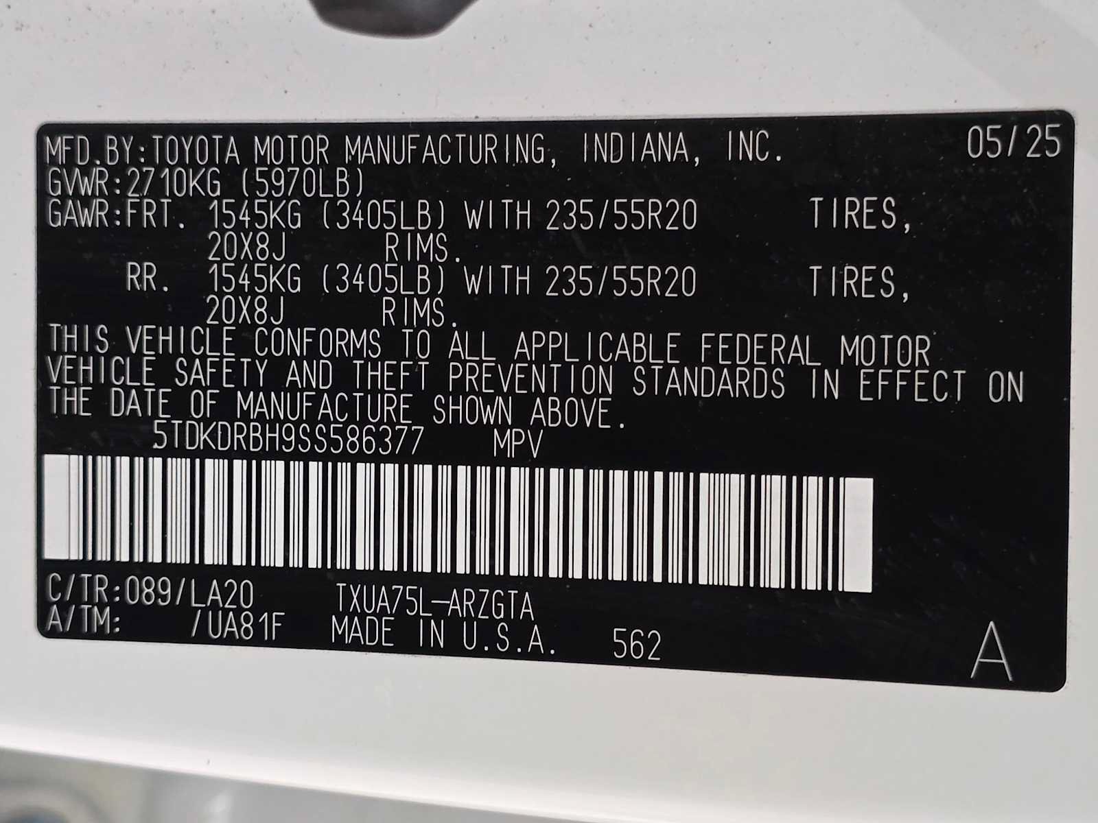 Certified 2025 Toyota Highlander Platinum AWD/4WD image 32
