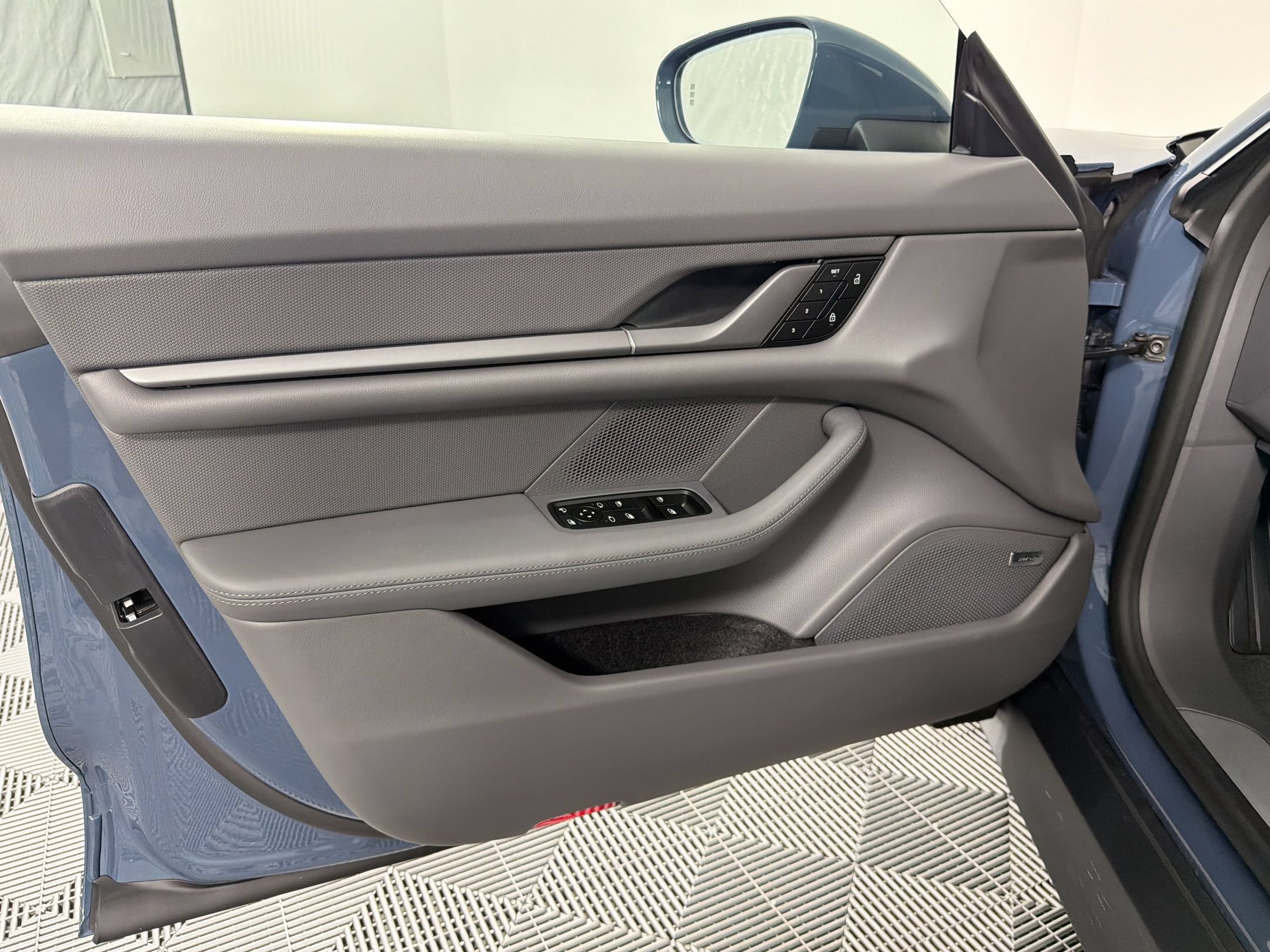 New 2026 Porsche Taycan AWD/4WD image 14