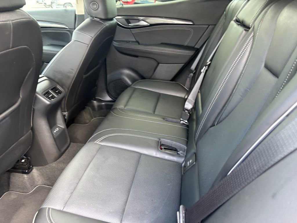 Used 2022 Buick Envision Essence w/ Technology Package I image 27