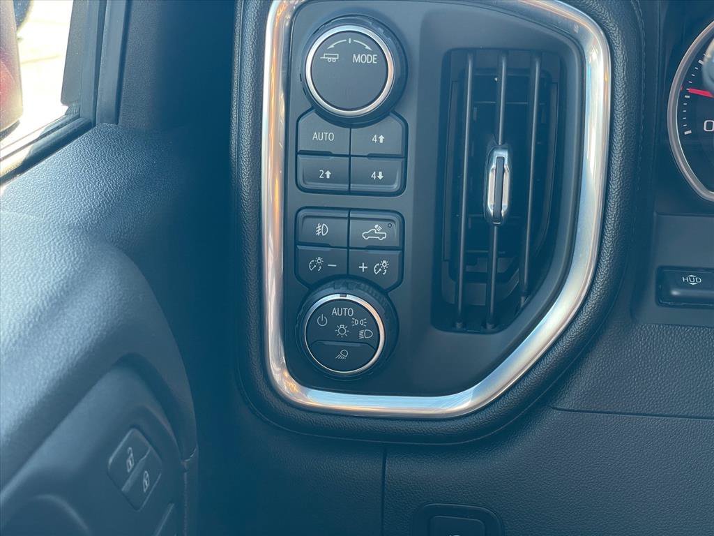 Used 2020 Chevrolet Silverado 2500 LTZ w/ LTZ Premium Package AWD/4WD image 20