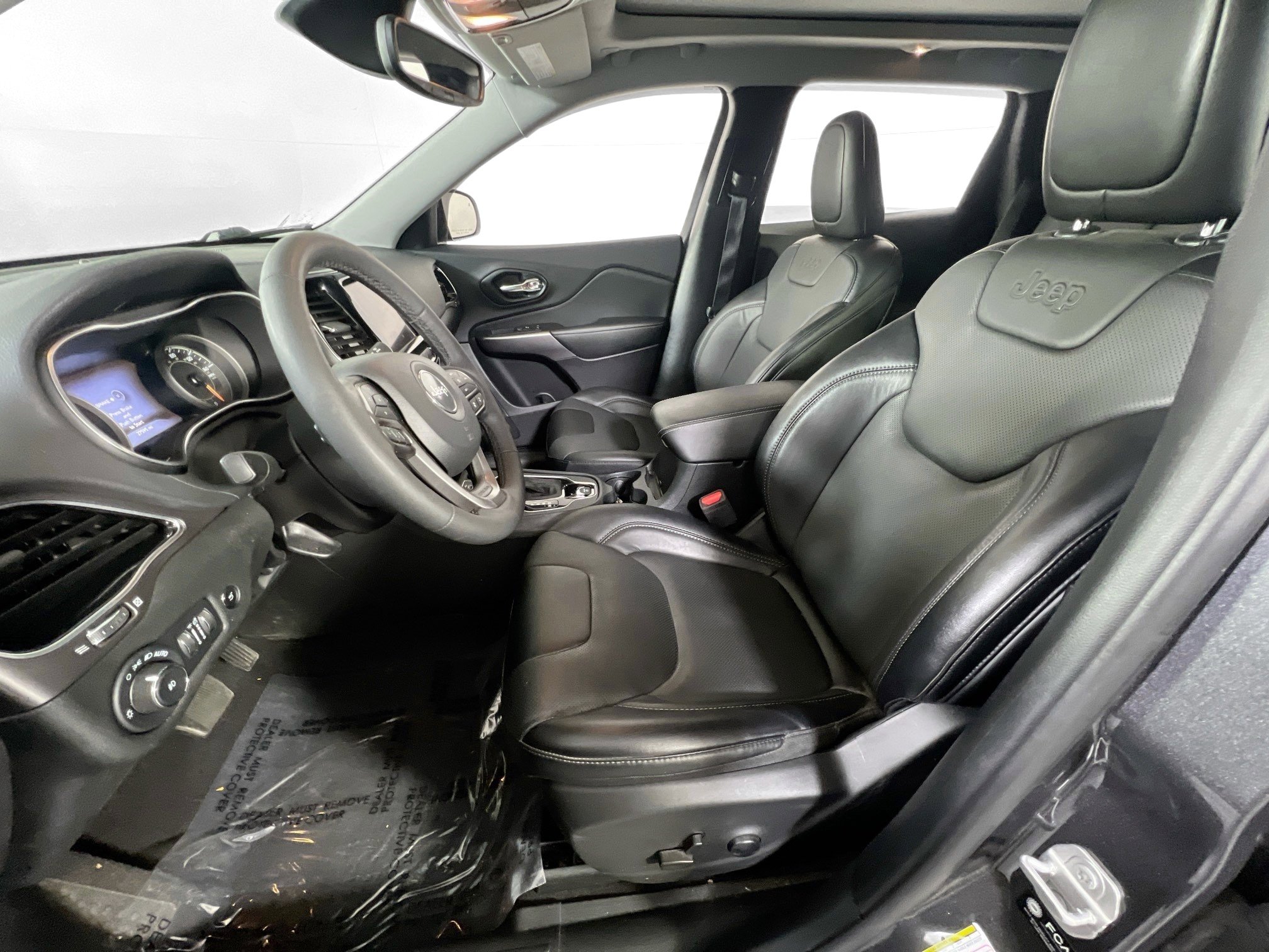 Used 2022 Jeep Cherokee Limited image 20