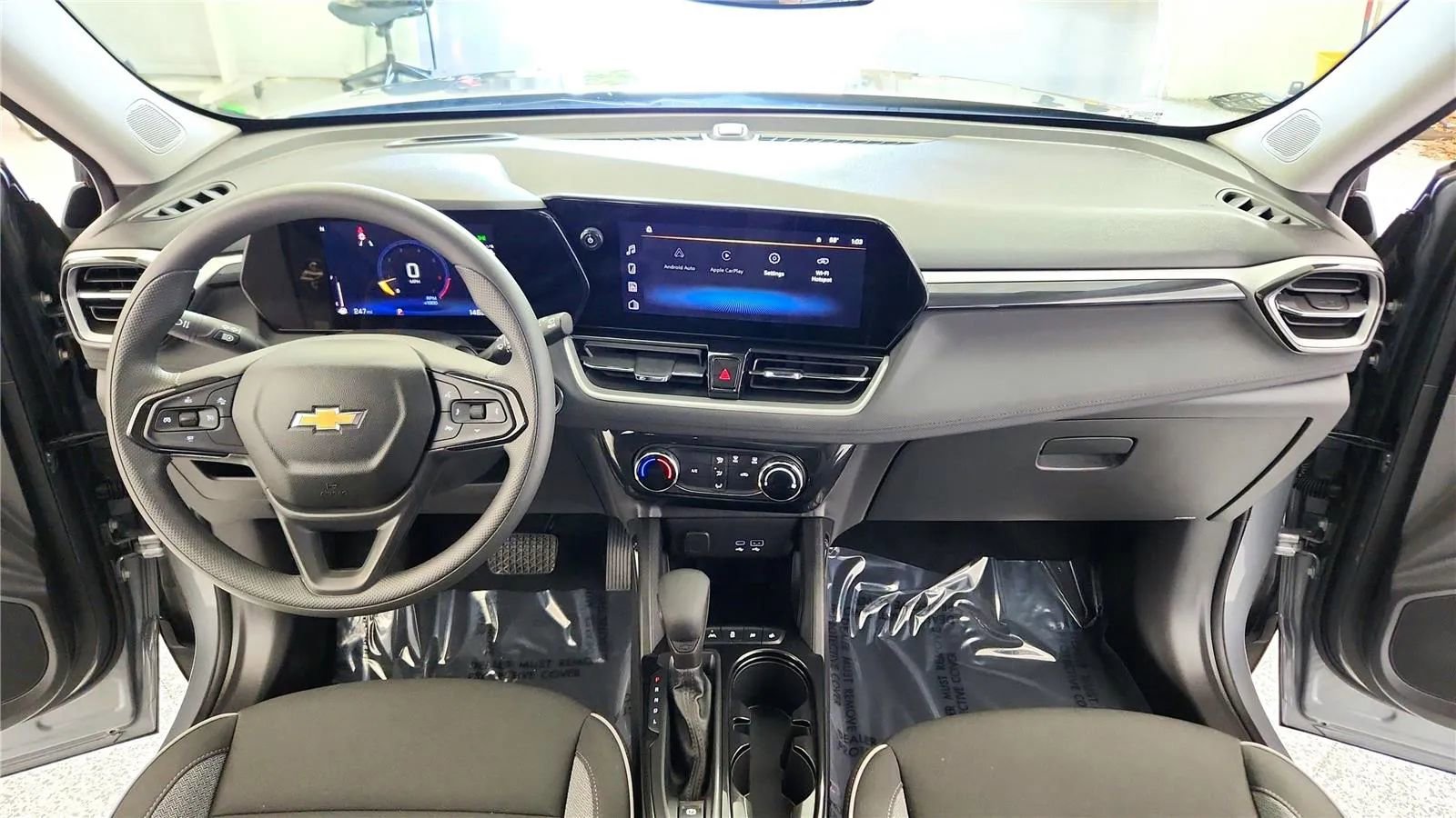 Used 2026 Chevrolet TrailBlazer LT FWD image 34