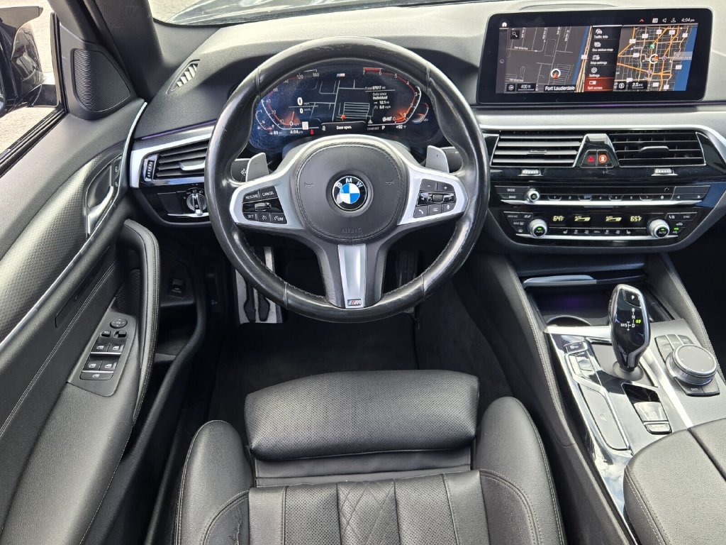 Used 2021 BMW 530i w/ M Sport Package RWD image 13