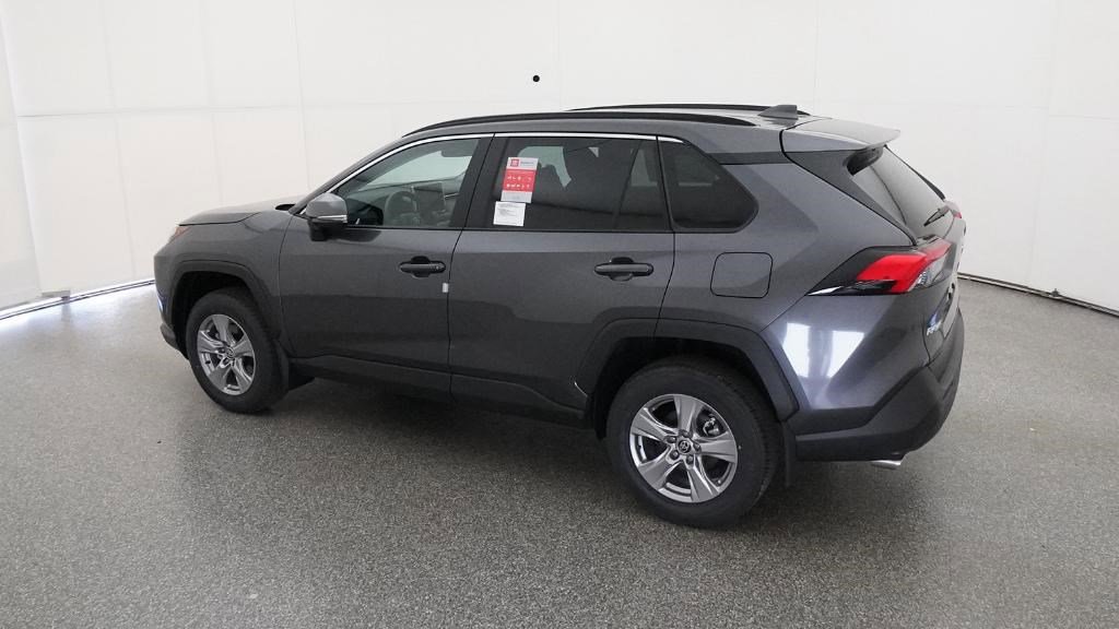 New 2025 Toyota RAV4 XLE image 11
