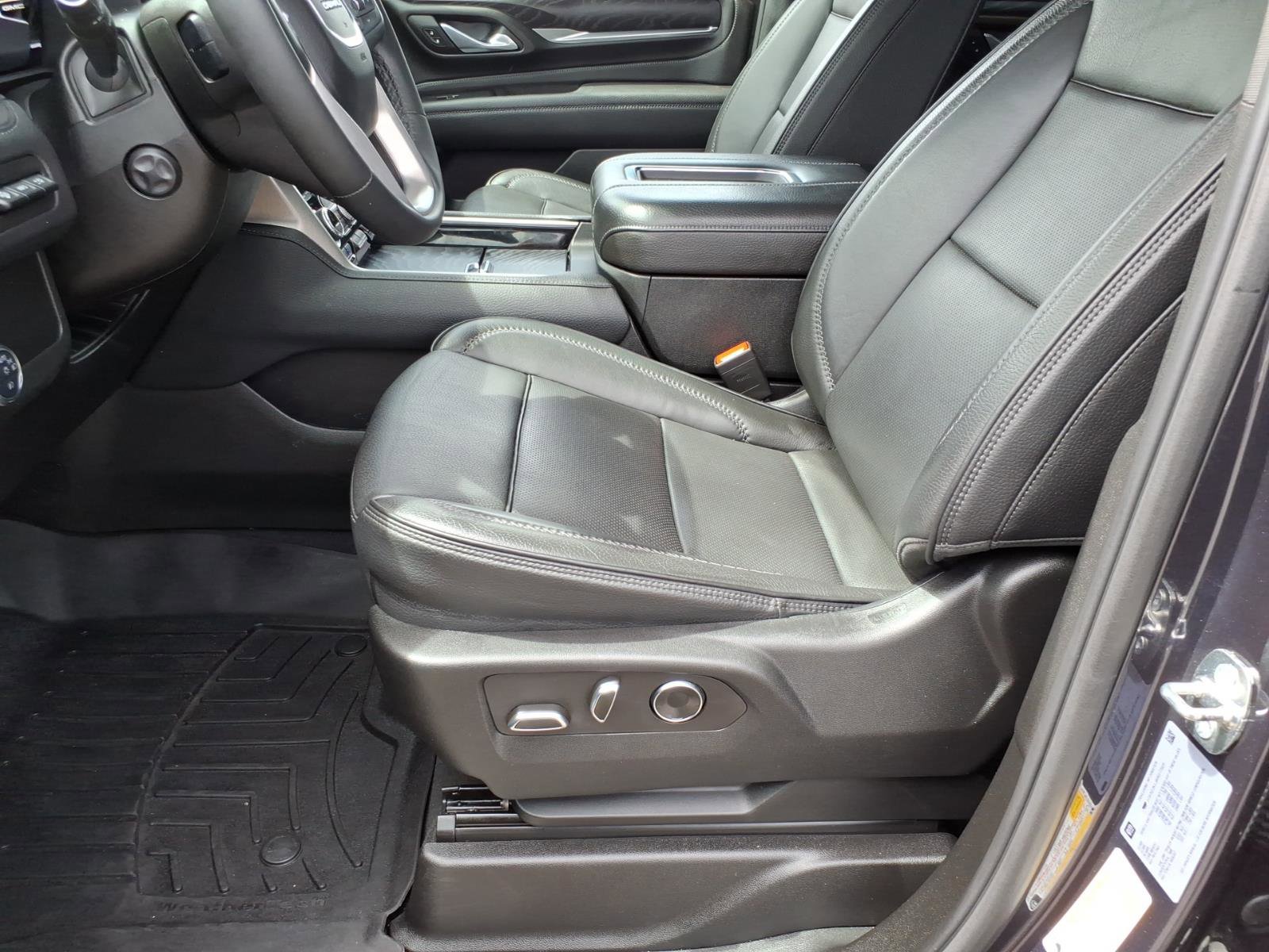 Certified 2024 GMC Yukon XL Denali AWD/4WD image 14