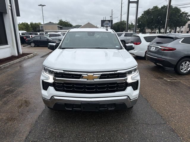 Used 2024 Chevrolet Silverado 1500 LT RWD image 2