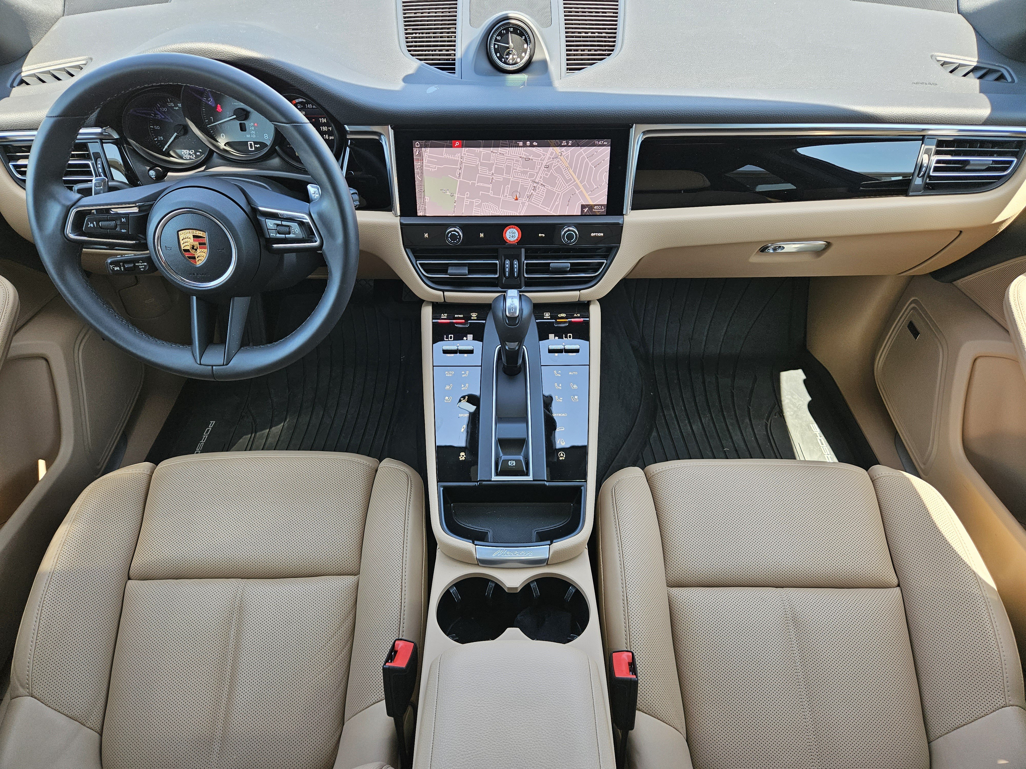 Certified 2026 Porsche Macan S AWD/4WD image 24