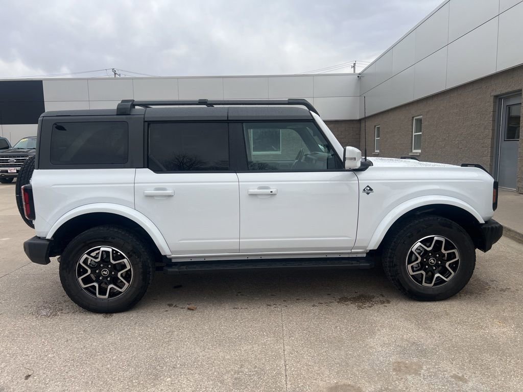 Used 2024 Ford Bronco Outer Banks image 5