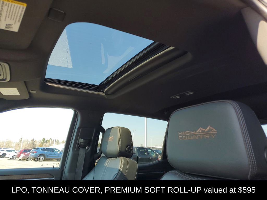 Used 2023 Chevrolet Silverado 1500 High Country w/ Technology Package image 7