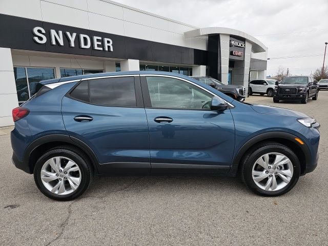 Used 2024 Buick Encore GX Preferred w/ Advanced Technology Package AWD/4WD image 9