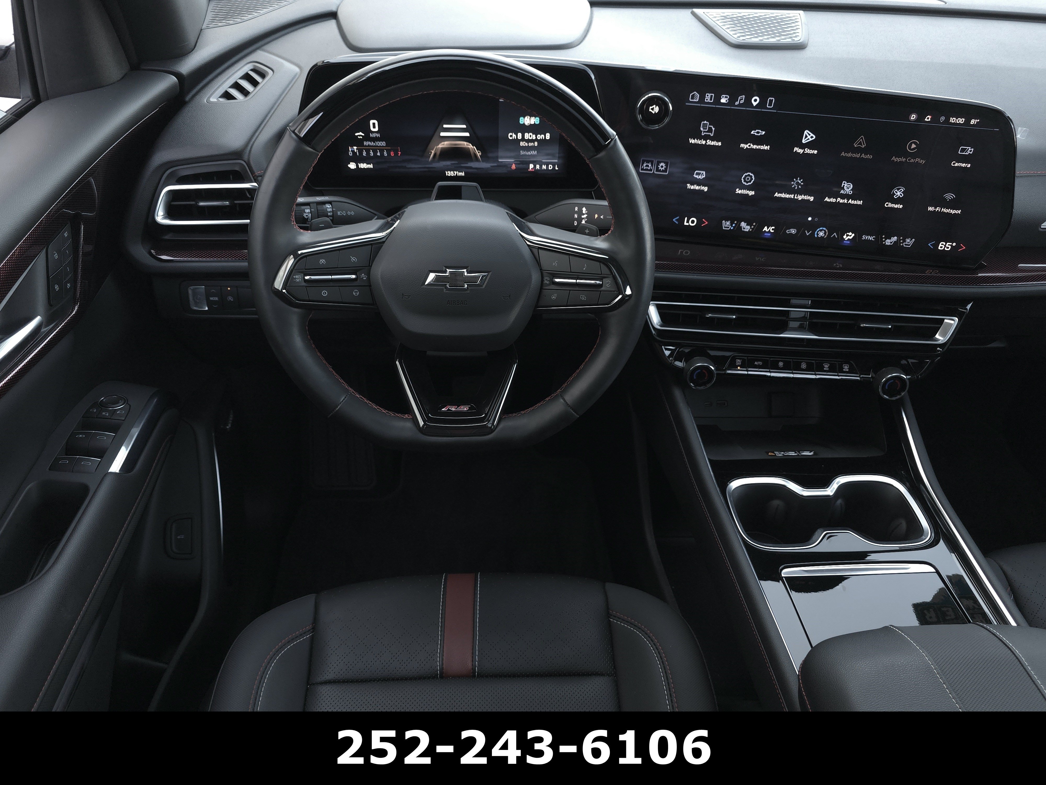 Used 2026 Chevrolet Traverse RS FWD image 14