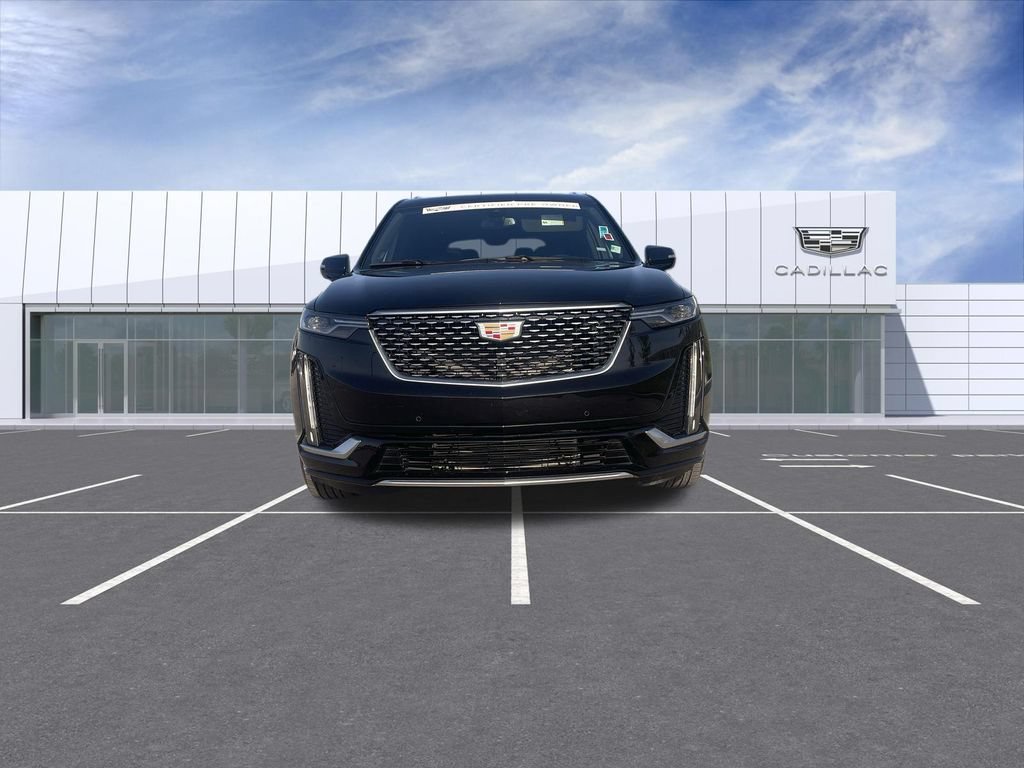 Certified 2024 Cadillac XT6 Premium Luxury w/ LPO, Floor Liner Package AWD/4WD image 3