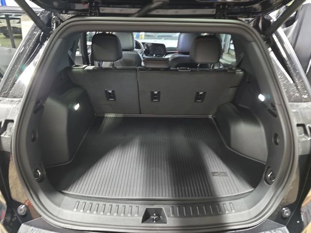 New 2026 Chevrolet Equinox RS w/ LPO, Floor Liner Package image 13