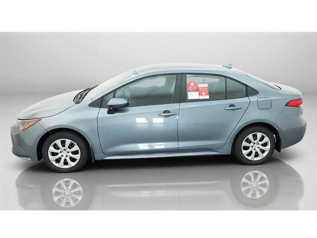 New 2027 Toyota Corolla LE FWD image 4