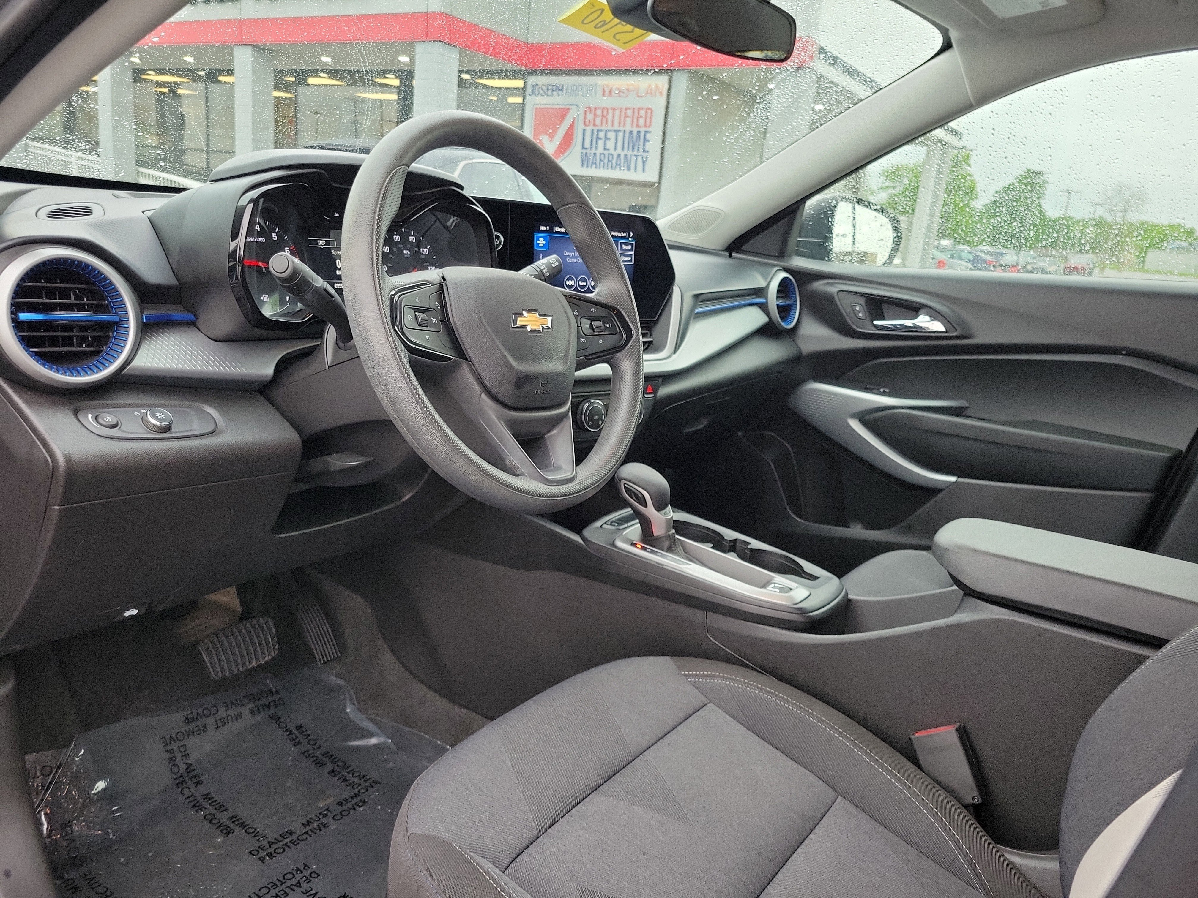 Used 2024 Chevrolet Trax LS w/ Driver Confidence Package FWD image 19
