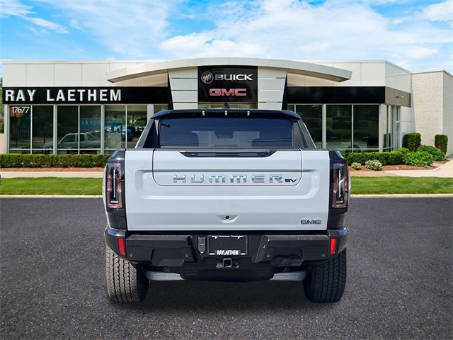New 2026 GMC Hummer EV 4x4 Crew Cab image 4