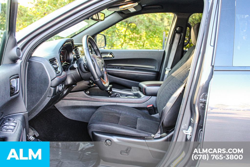 Used 2025 Dodge Durango GT RWD image 16