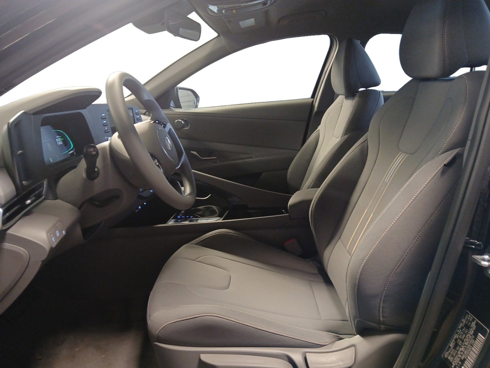 New 2025 Hyundai Elantra Blue image 9