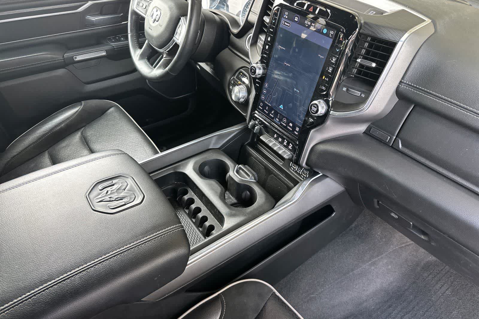 Used 2023 RAM 1500 Laramie AWD/4WD image 16