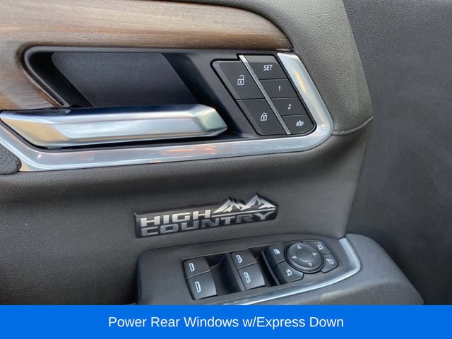 Used 2025 Chevrolet Silverado 1500 High Country w/ Midnight Edition AWD/4WD image 17