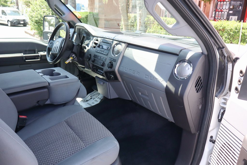 Used 2012 Ford F350 XLT w/ XLT Interior Pkg image 35