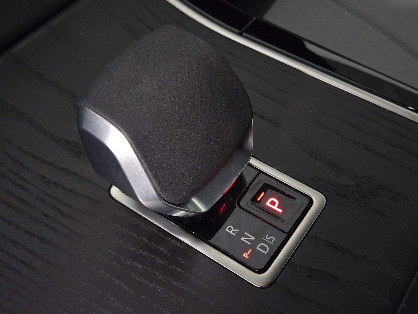 New 2026 Land Rover Range Rover Evoque Dynamic SE image 33