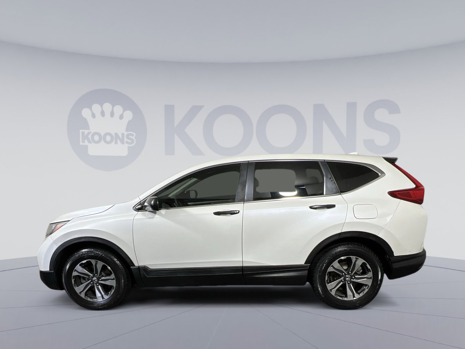 Used 2018 Honda CR-V LX image 2