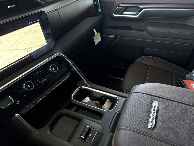 New 2026 GMC Sierra 2500 Denali w/ Denali Reserve Package image 25
