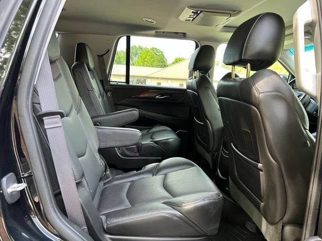 Used 2016 Cadillac Escalade Premium AWD/4WD image 18
