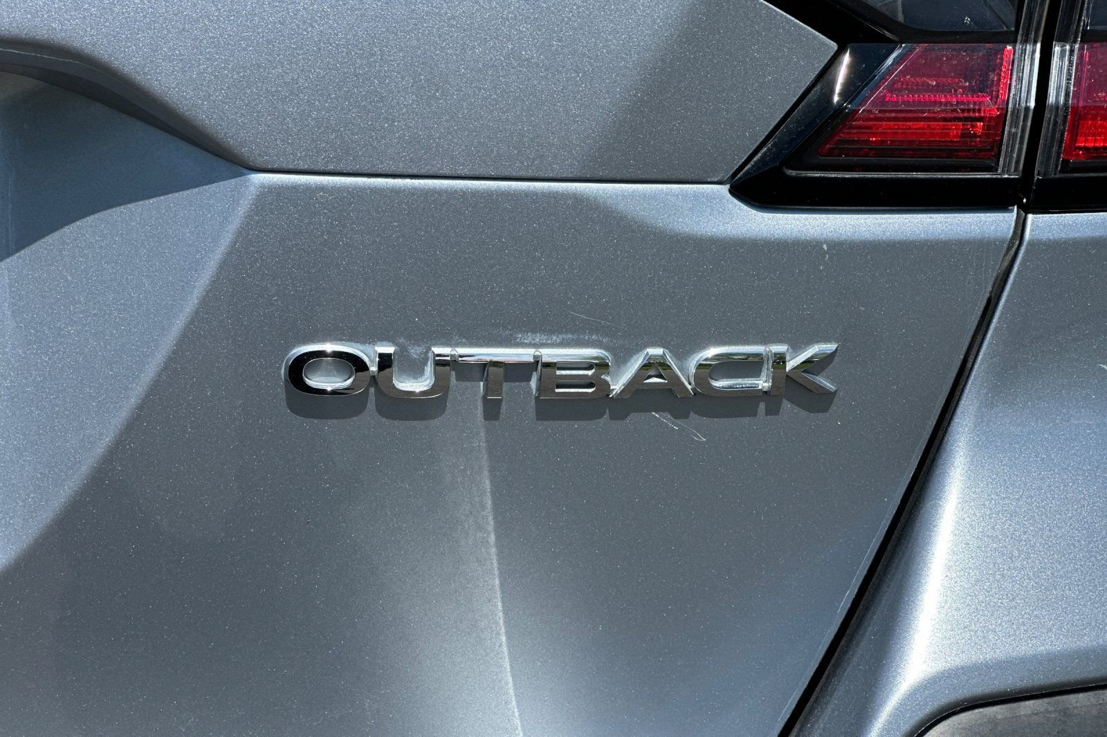 Used 2022 Subaru Outback Limited AWD/4WD image 28