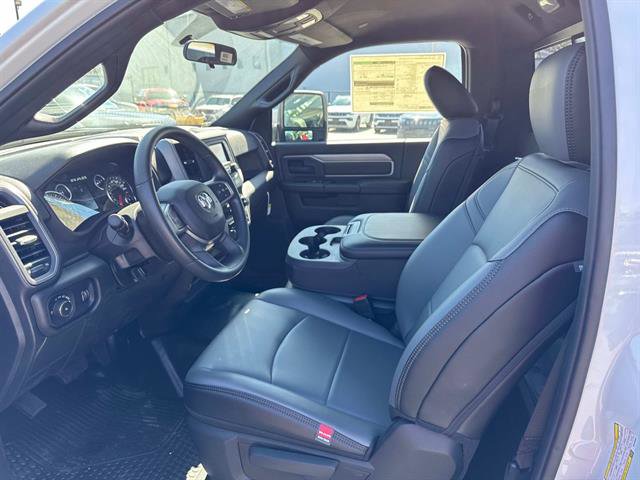 New 2024 RAM 2500 Tradesman w/ Chrome Appearance Group image 7