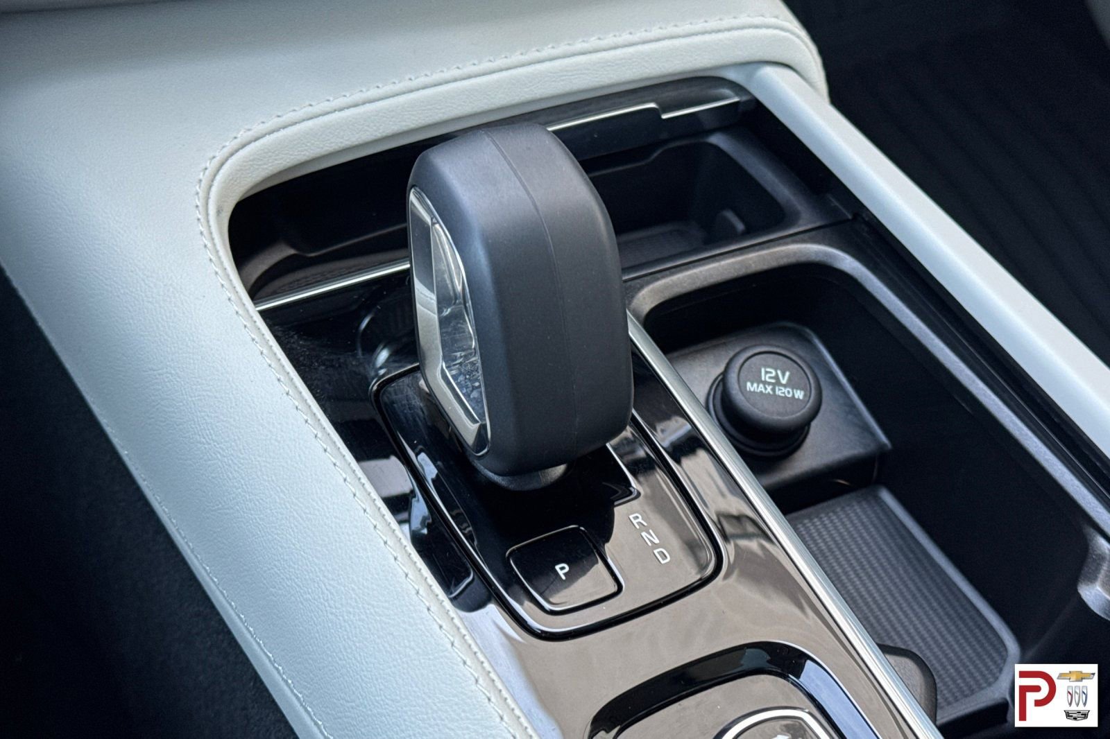 Used 2025 Volvo XC90 B6 Plus w/ Protection Package Premier image 27