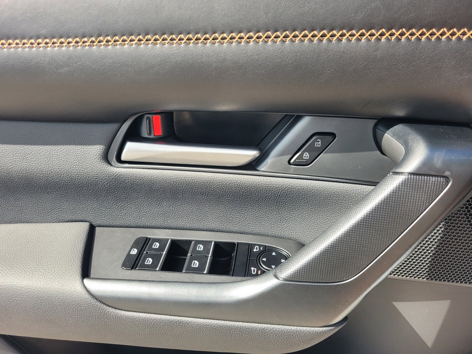 New 2025 MAZDA CX-50 AWD 2.5 Hybrid w/ Weather Package image 24