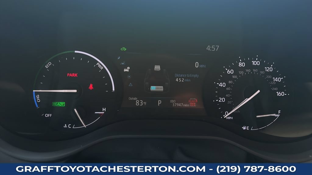 Used 2025 Toyota Sienna LE FWD image 21
