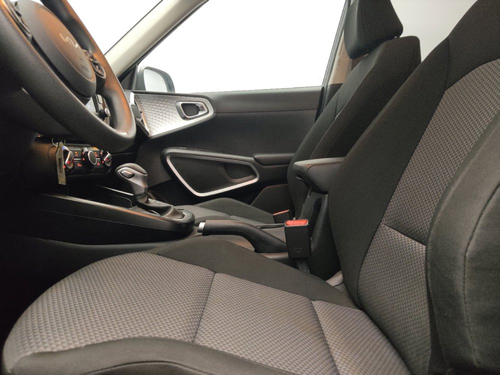 Used 2022 Kia Soul LX w/ Technology Package FWD image 17