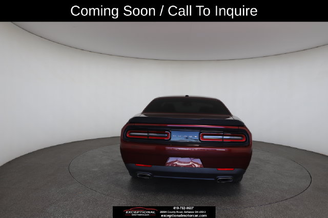 Used 2017 Dodge Challenger SXT RWD image 14