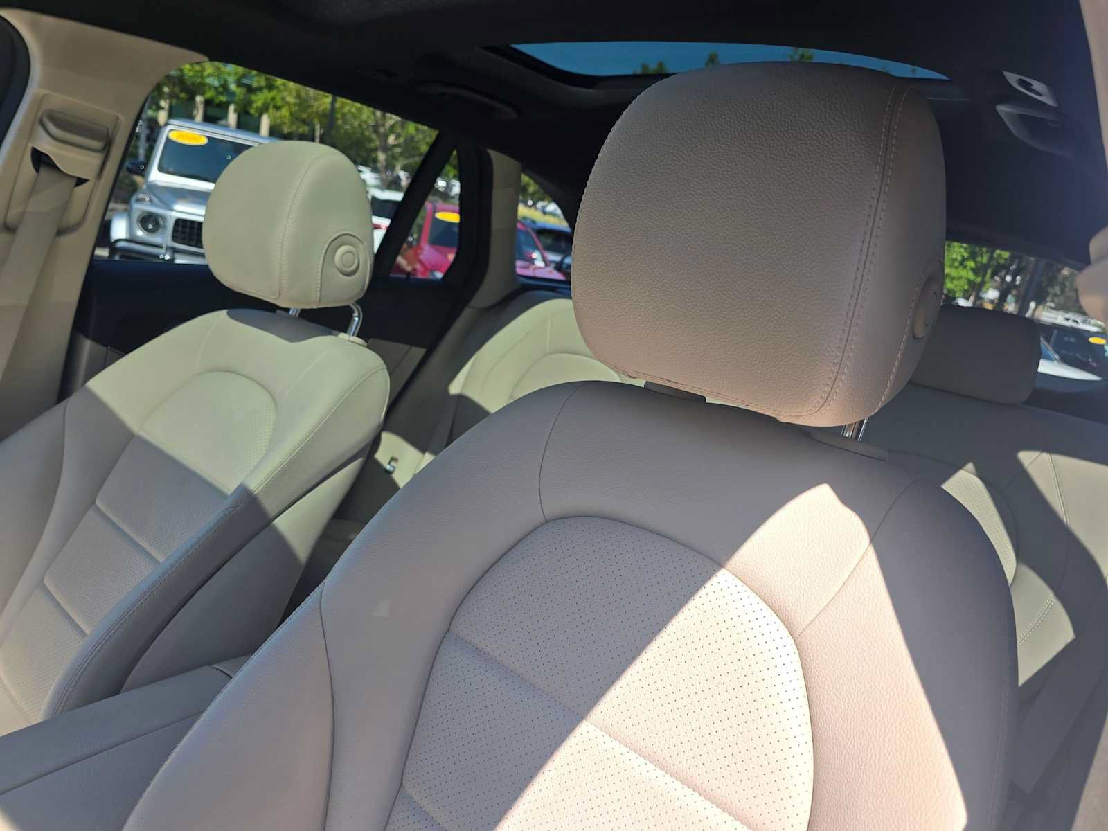 Used 2018 Mercedes-Benz GLC 300 image 24