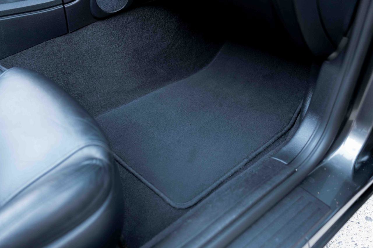 Used 2003 Ford Thunderbird Deluxe image 53