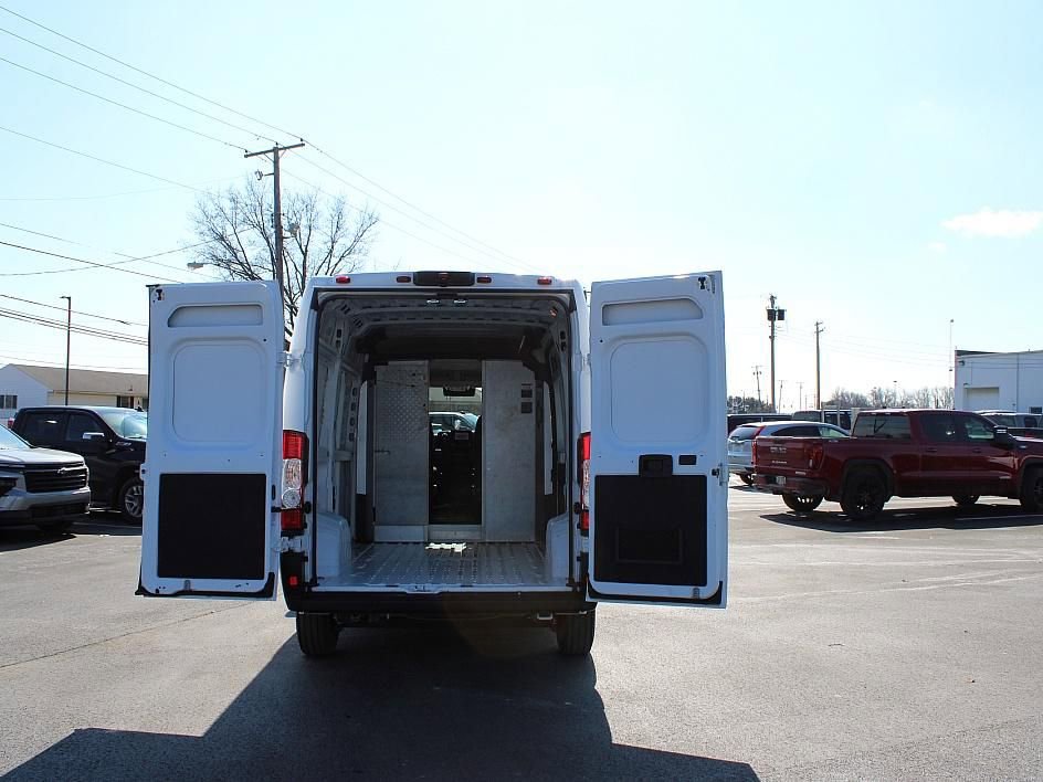 Used 2023 RAM ProMaster 2500 w/ Convenience Group image 7