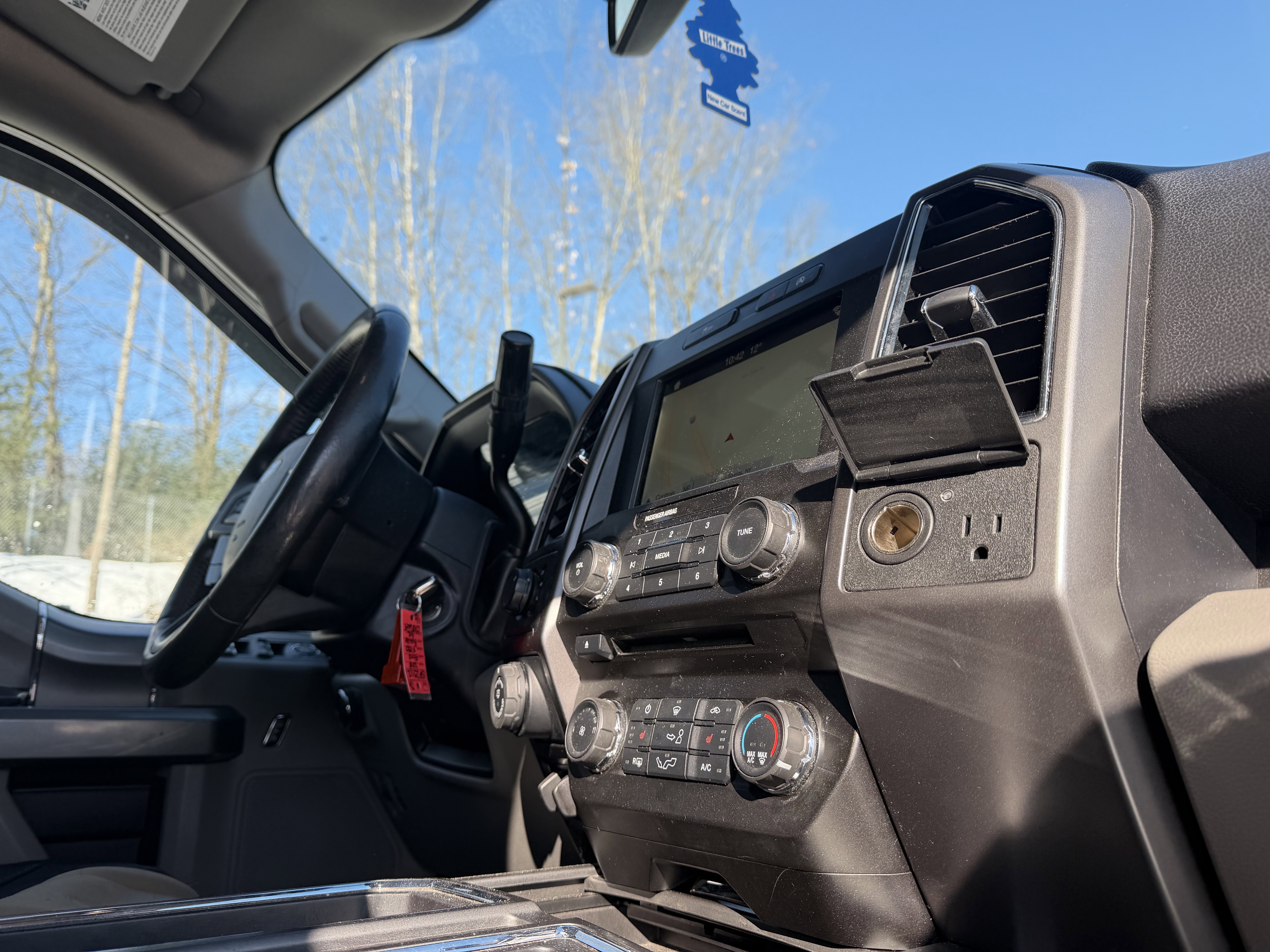 Used 2018 Ford F150 XLT w/ Equipment Group 302A Luxury image 39