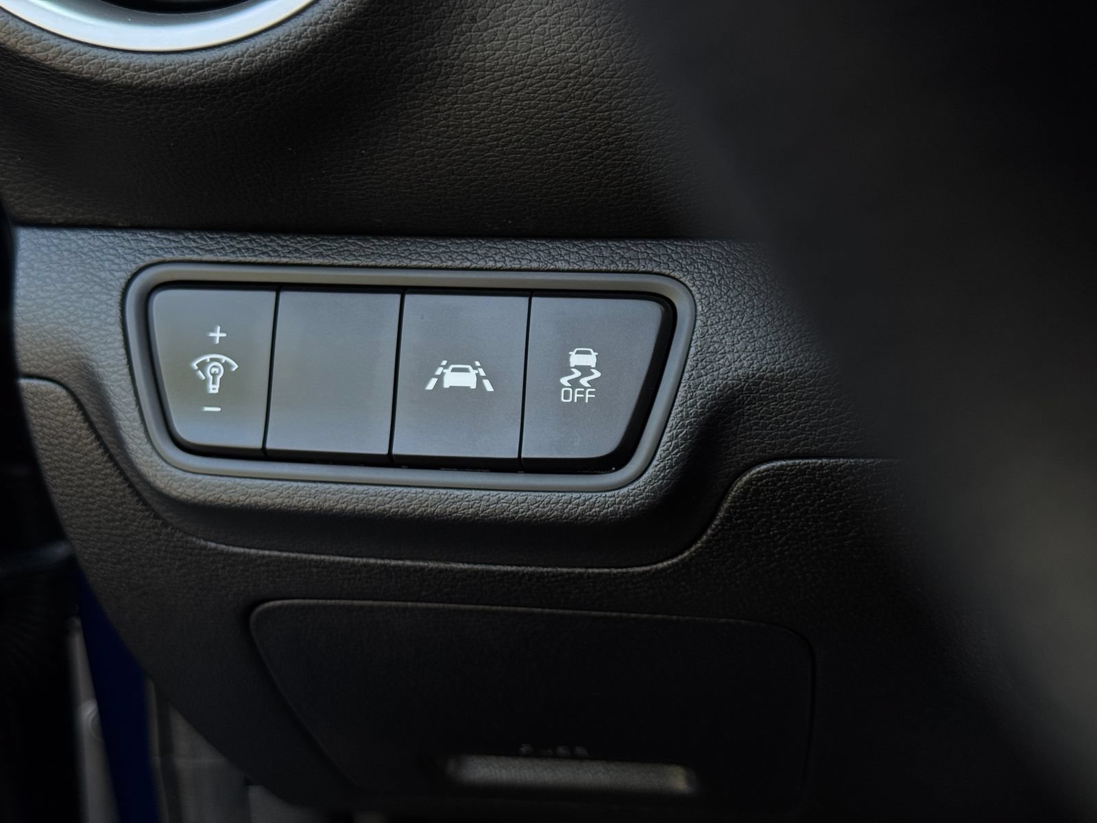Used 2019 Kia Forte LXS FWD image 24
