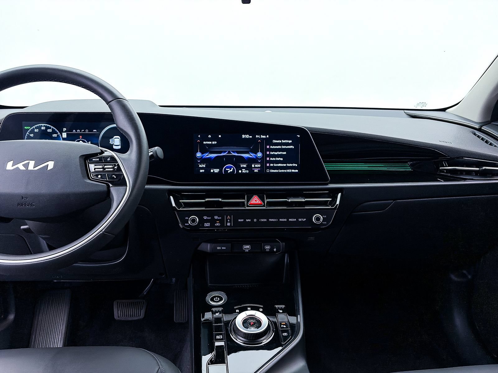 Certified 2024 Kia Niro Wind FWD image 6