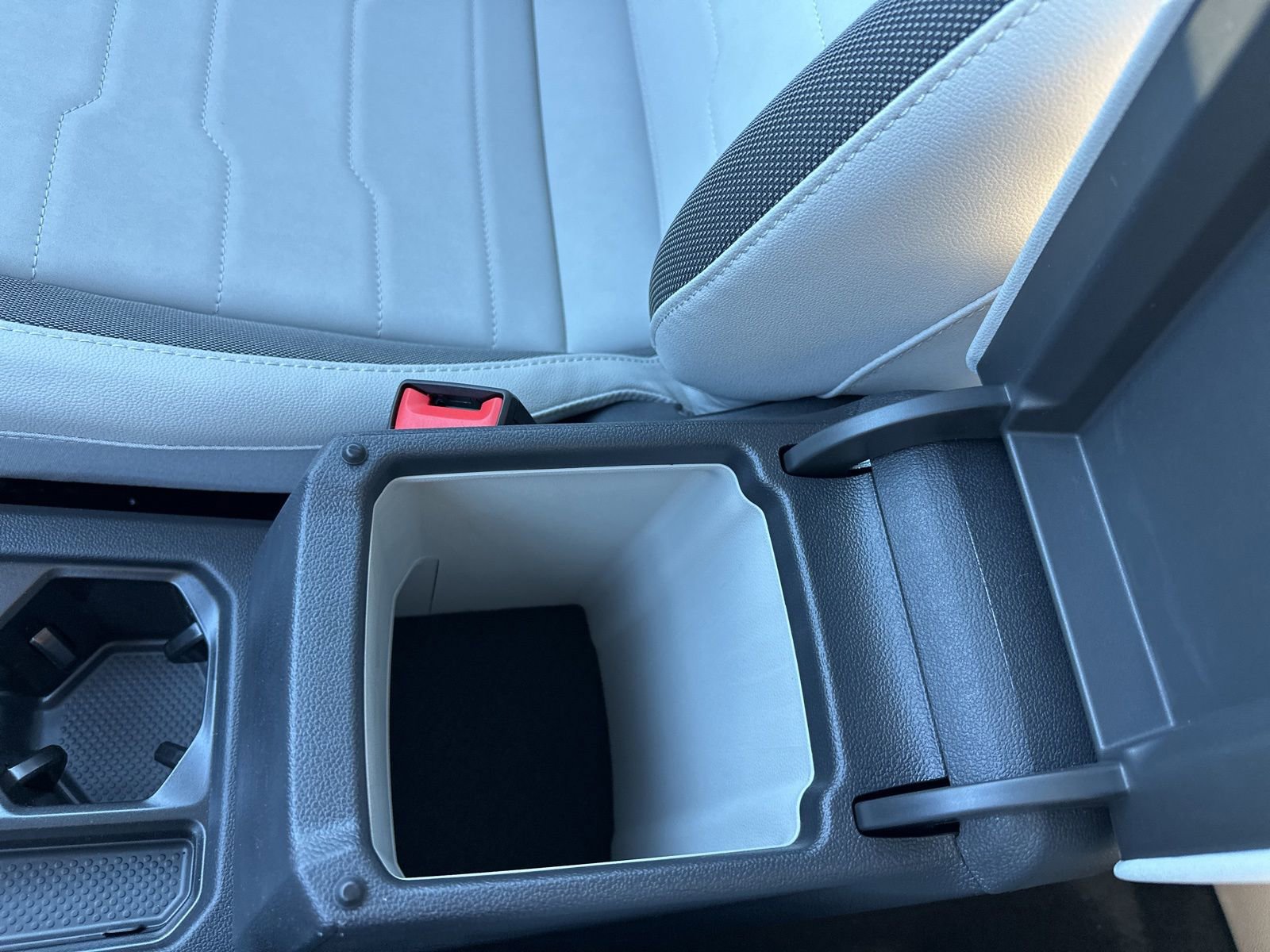 New 2026 Volkswagen Taos SE image 50