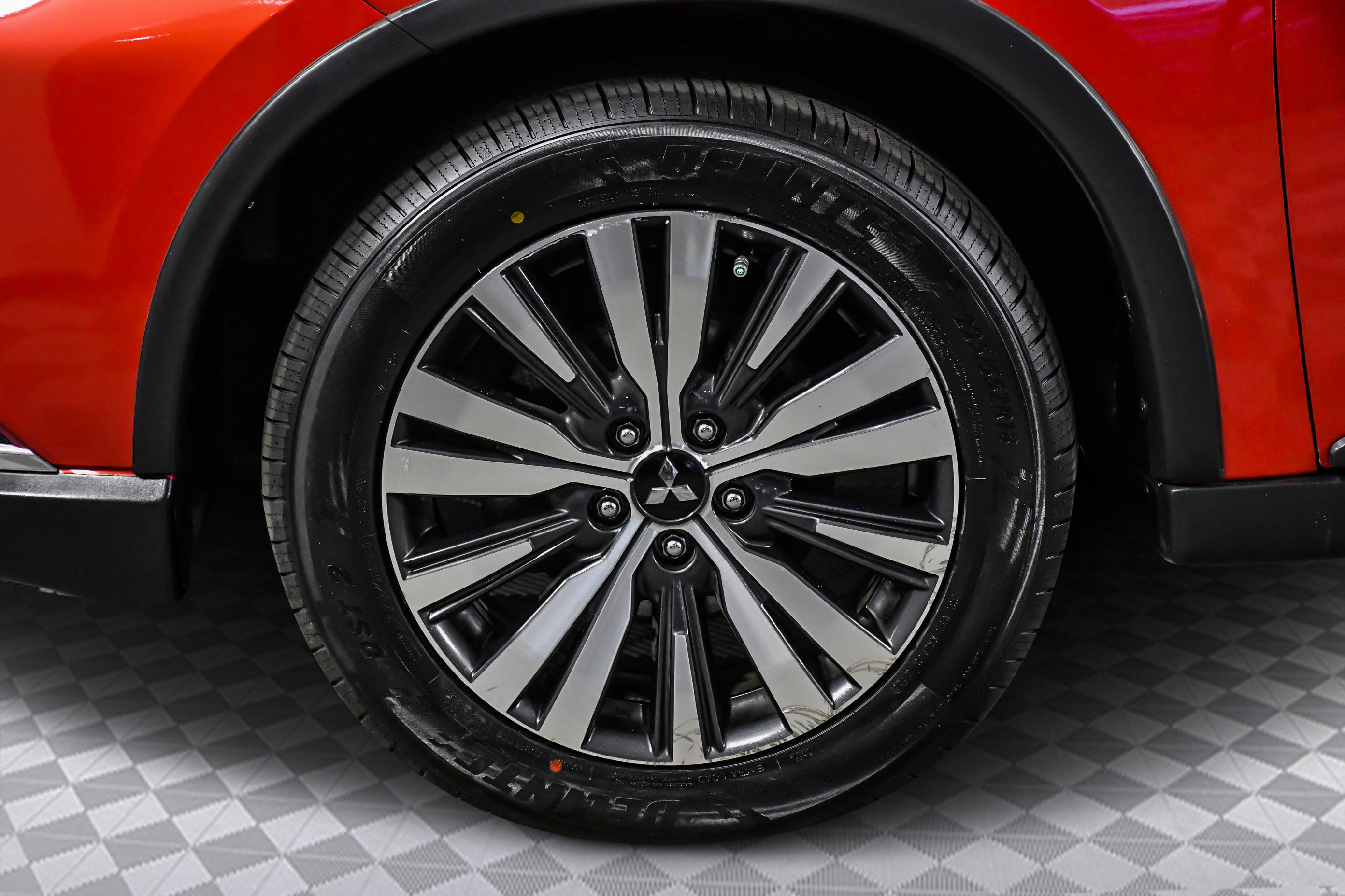 Used 2019 Mitsubishi Outlander LE image 36