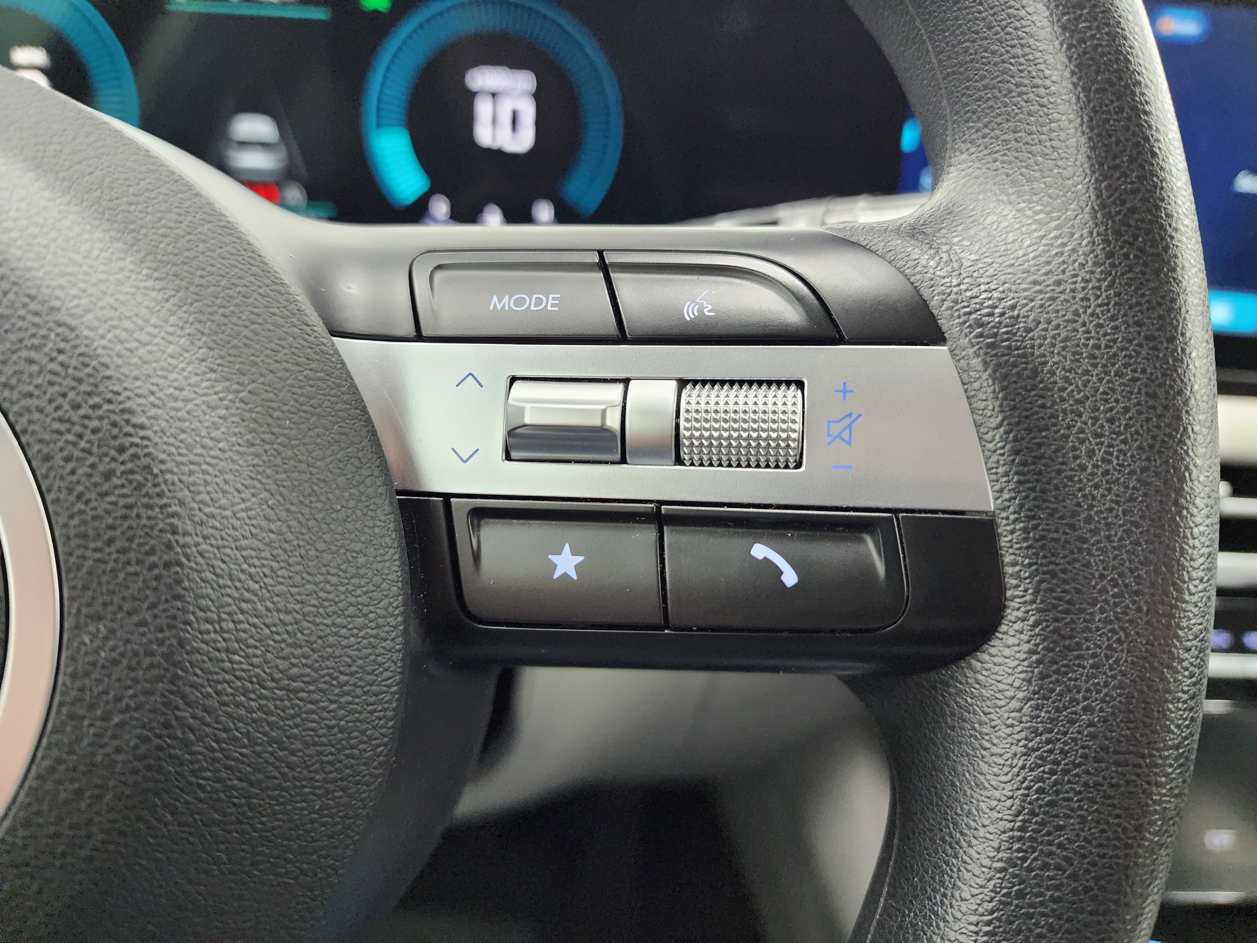 Used 2025 Hyundai Tucson SEL image 16