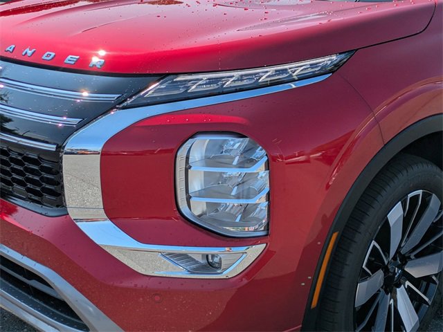 New 2025 Mitsubishi Outlander SEL image 9