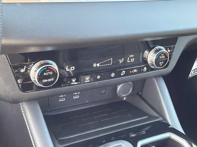New 2026 Mitsubishi Outlander LE FWD image 28