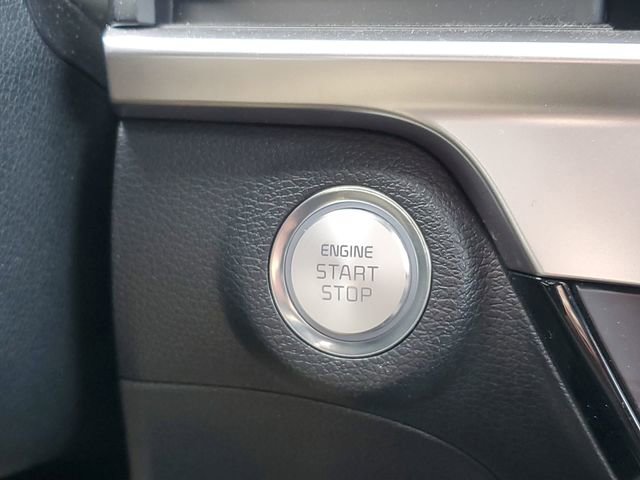 Used 2025 Kia Telluride S FWD image 17