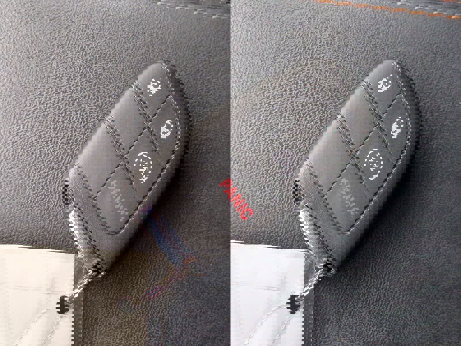 Certified 2018 Jeep Compass Limited image 34